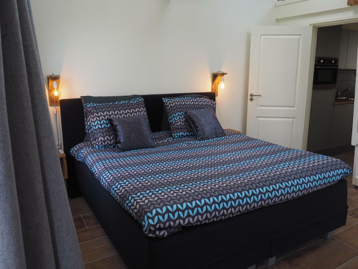 Apartamento Jelsum Aan De Ee Exterior foto