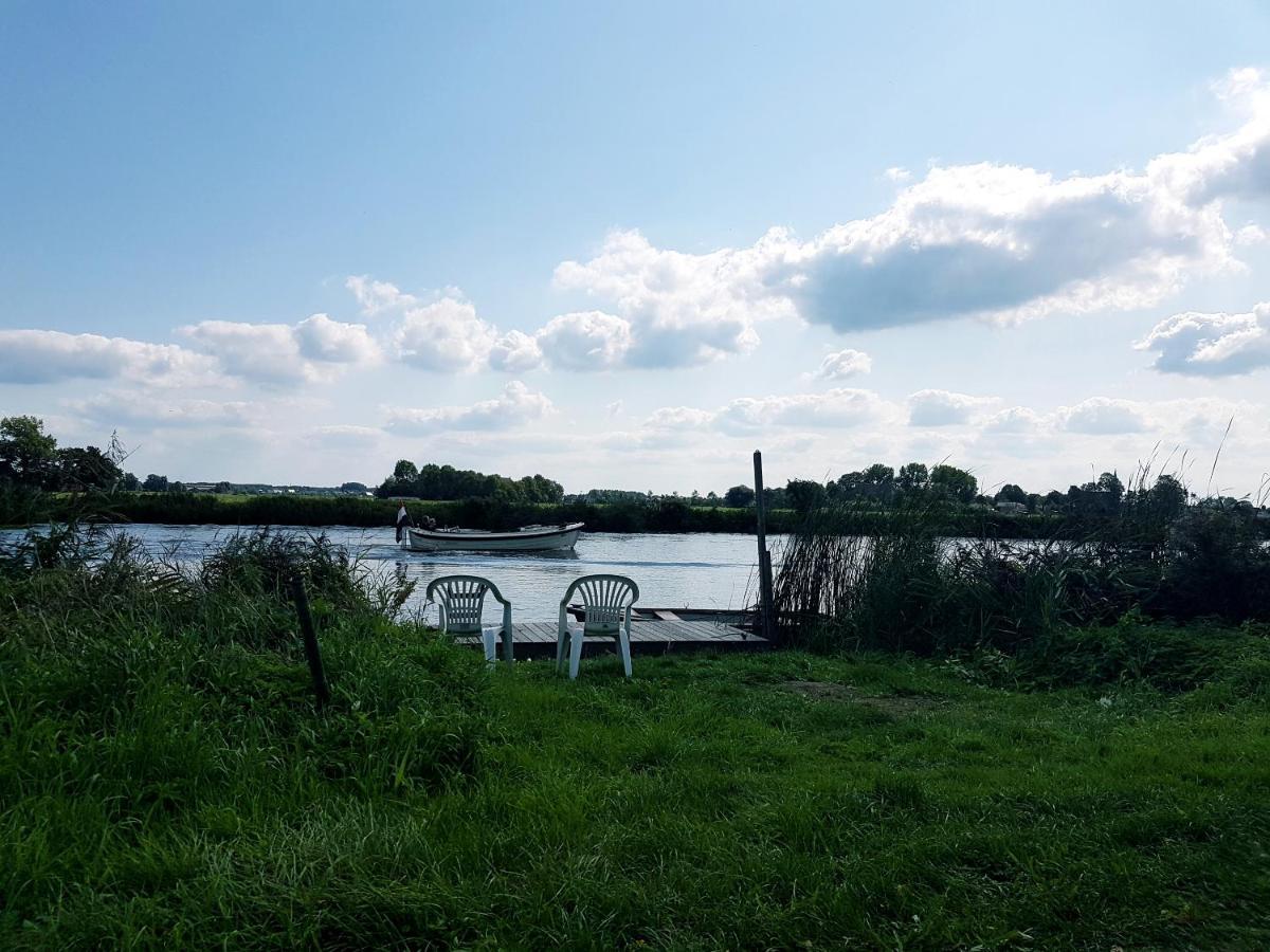 Apartamento Jelsum Aan De Ee Exterior foto